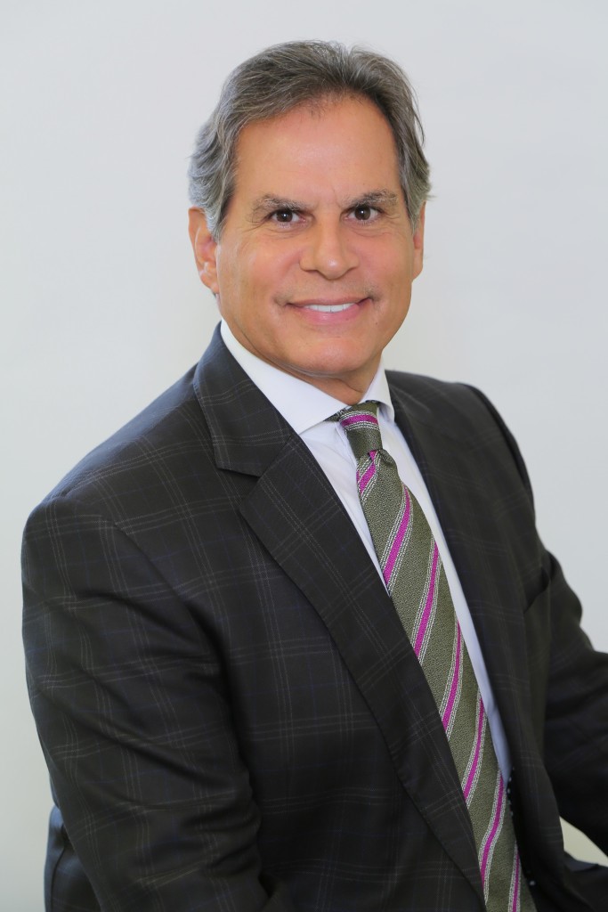 Profile Photo for Robert Delarosa, D.D.S.